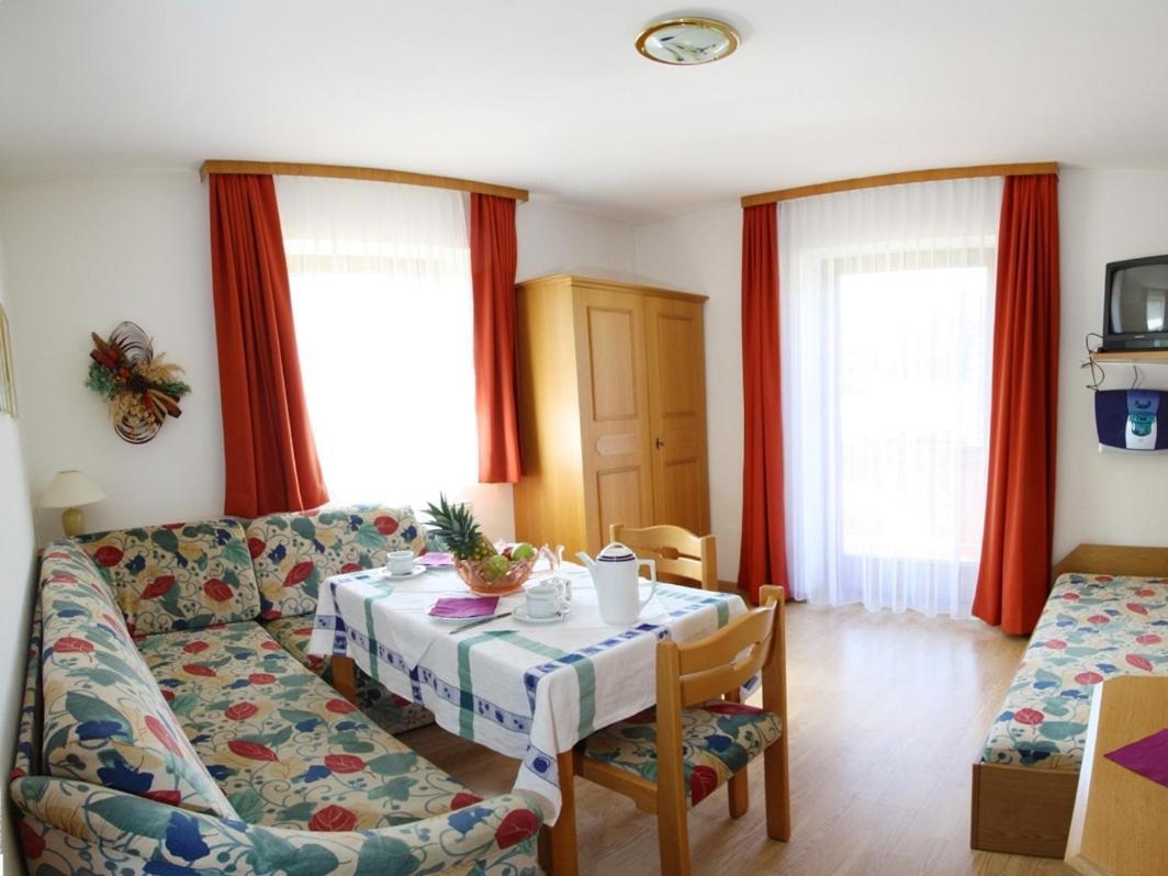 Ferienhaus Rosi Sankt Martin am Tennengebirge Ruang foto