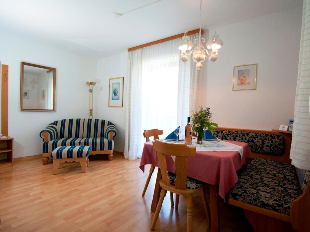 Ferienhaus Rosi Sankt Martin am Tennengebirge Ruang foto